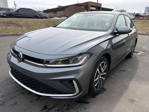 Platinum Gray Metallic 2026 Volkswagen Jetta SE