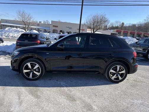 2023 Audi Q5 S line Premium Plus