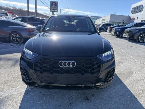 2023 Audi Q5 S line Premium Plus