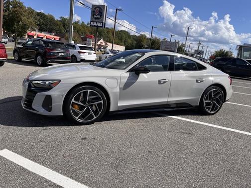 2023 Audi RS e-tron GT 4DR QTRO