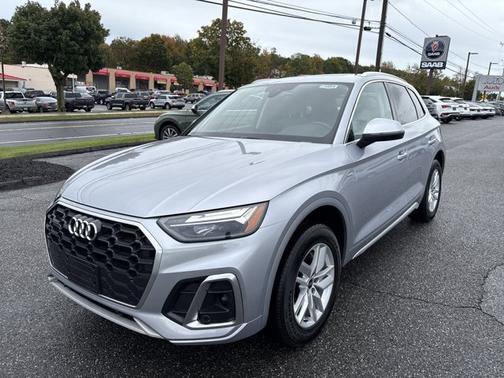 2023 Audi Q5 S line Premium
