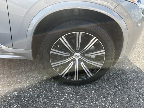 2024 Volvo XC90 Core Bright Theme