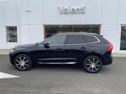 Onyx Black Metallic 2020 Volvo XC60 T5 Inscription