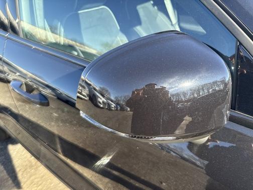 2026 Volvo XC40 Ultra Black Edition