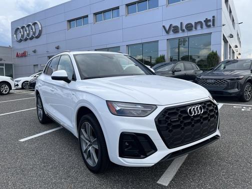 2025 Audi Q5 S line Premium