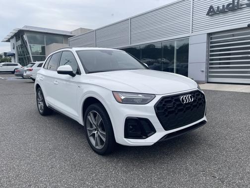 2025 Audi Q5 S line Premium