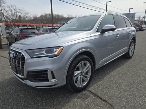 Silver 2022 Audi Q7 Premium Plus