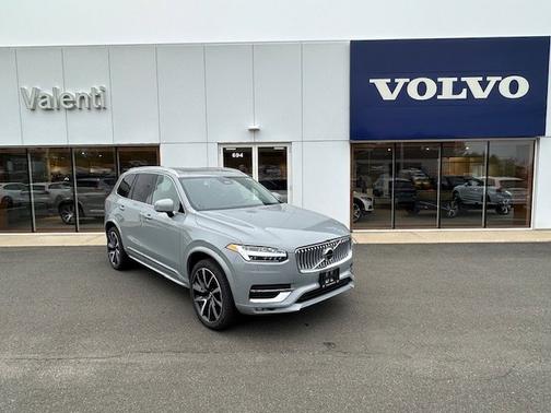 2025 Volvo XC90 Plus