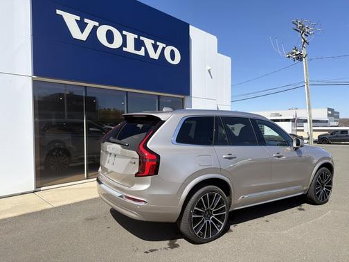 Bright Dusk Metallic 2026 Volvo XC90 Plus