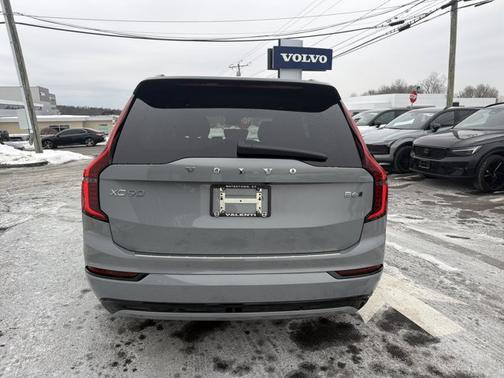 2026 Volvo XC90 Ultra Dark Theme