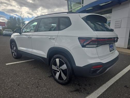 2025 Volkswagen Taos S