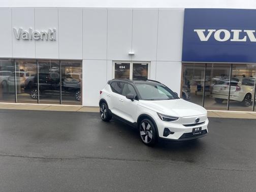 2024 Volvo XC40 Recharge Pure Electric Plus