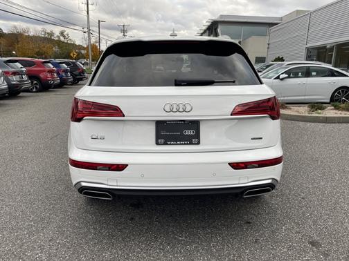 2023 Audi Q5 S line Premium