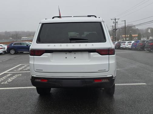 2022 Jeep Wagoneer Series III