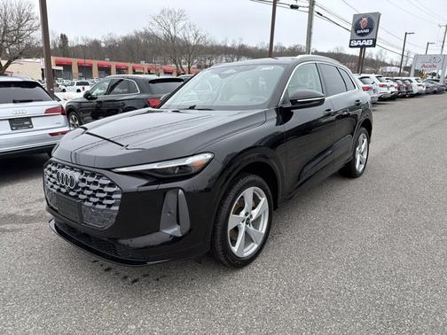 2025 Audi Q5 Premium Plus