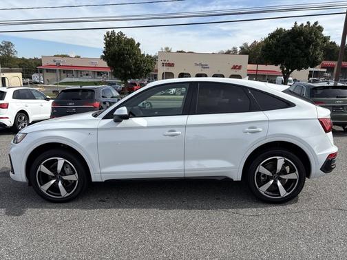 2023 Audi Q5 Sportback S line Premium Plus
