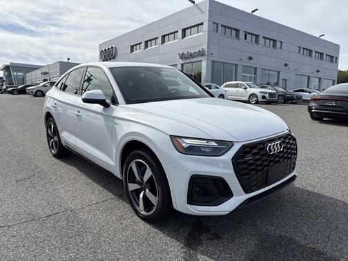 2023 Audi Q5 Sportback S line Premium Plus