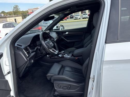 2023 Audi Q5 Sportback S line Premium Plus