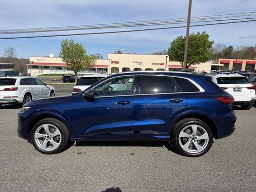 2025 Audi Q5 Premium Plus