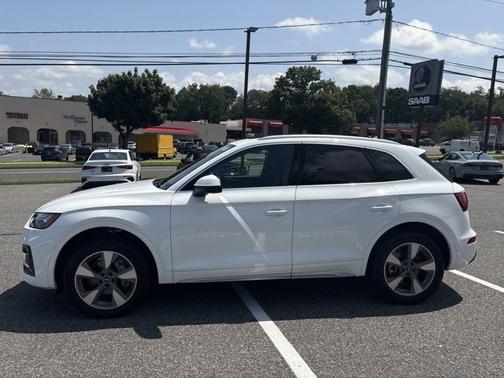 2023 Audi Q5 Premium Plus