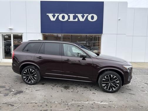 2026 Volvo XC90 Ultra Dark Theme