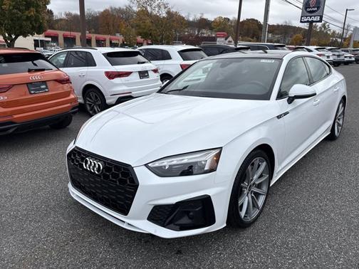 2025 Audi A5 Sportback S line Premium