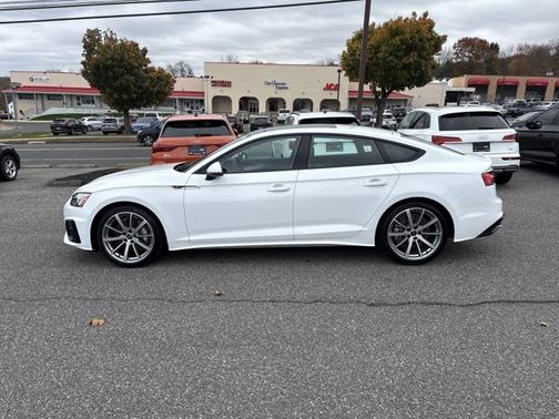 2025 Audi A5 Sportback S line Premium