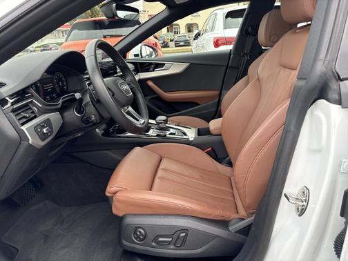 2025 Audi A5 Sportback S line Premium