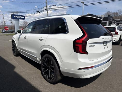 Crystal White Pearl 2026 Volvo XC90 Ultra