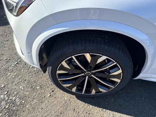 2026 Volvo XC90 Ultra