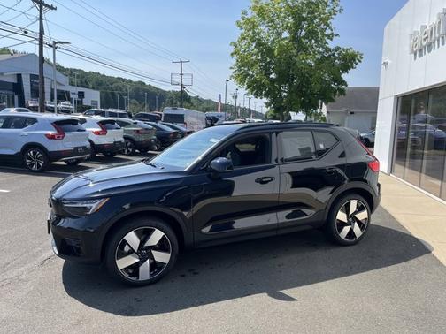 2024 Volvo XC40 Recharge Pure Electric Plus