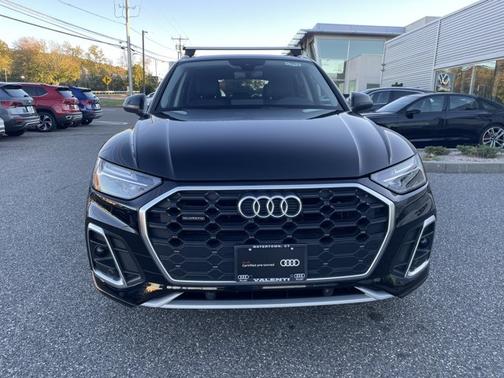 2023 Audi Q5 S line Premium