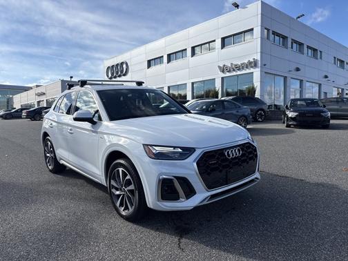 2023 Audi Q5 S line Premium