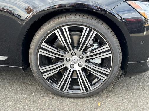 2025 Volvo S90 Ultra