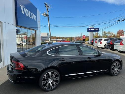2025 Volvo S90 Ultra