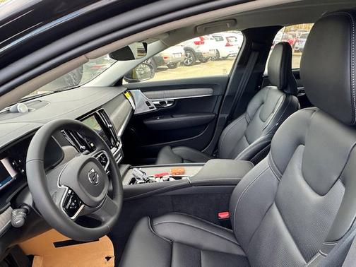 2025 Volvo S90 Ultra