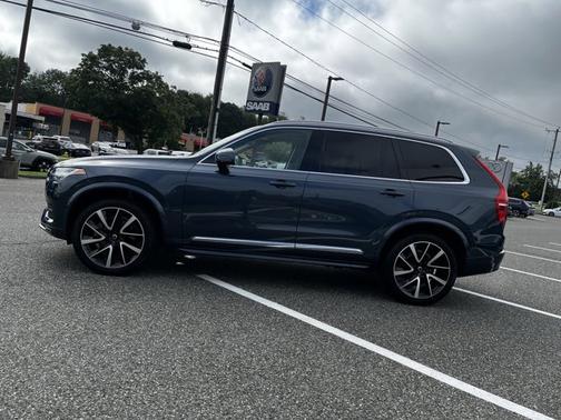2024 Volvo XC90 Ultimate Bright Theme