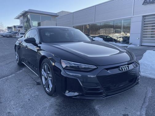 2023 Audi e-tron GT Prestige