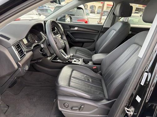 2023 Audi Q5 Premium