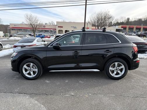 2023 Audi Q5 Premium