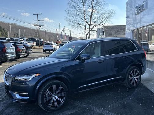 2025 Volvo XC90 Plug-In Hybrid Core