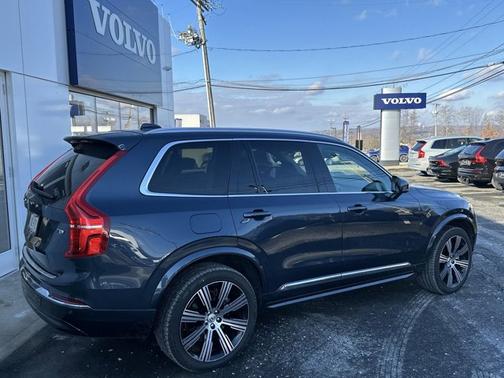 2025 Volvo XC90 Plug-In Hybrid Core