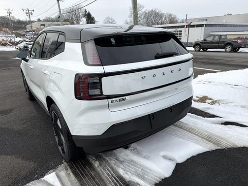 2026 Volvo EX30 Plus