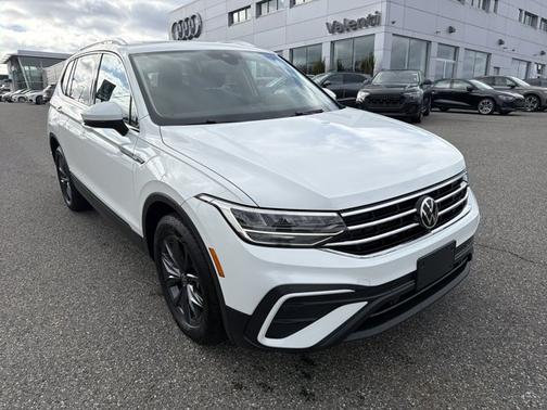 2022 Volkswagen Tiguan SE