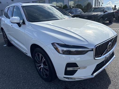 2022 Volvo XC60 Inscription