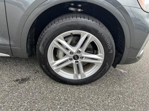 2024 Audi Q5 S line Premium