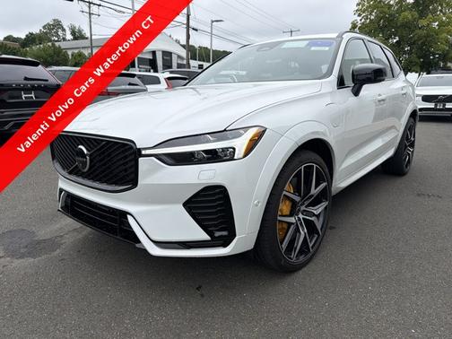 Crystal White Metallic 2026 Volvo XC60 Plug-In Hybrid Polestar Engineered