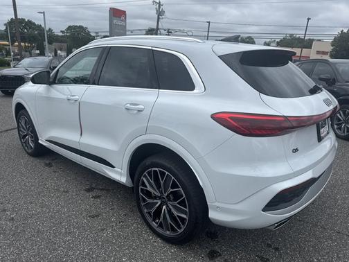 2025 Audi Q5 Premium Plus