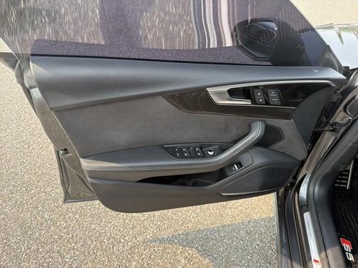 2023 Audi S5 Prestige