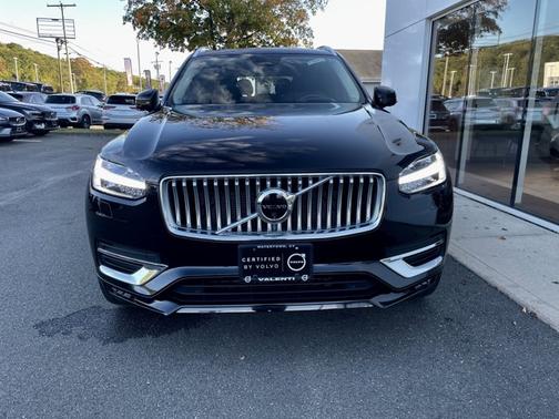 2024 Volvo XC90 Ultimate Bright Theme